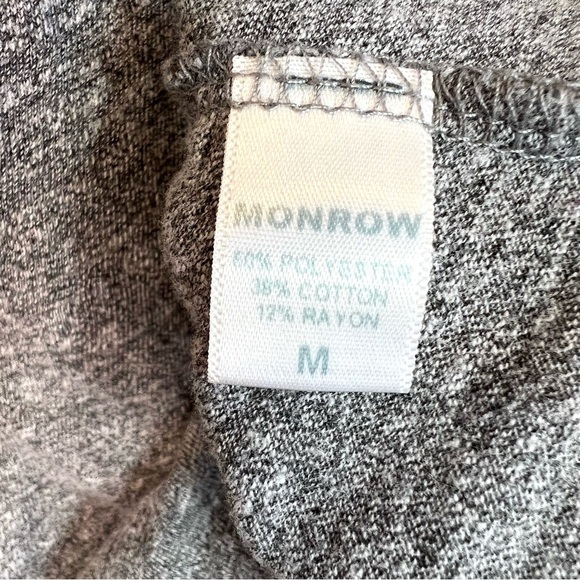 Monrow Deep V Heather Gray Short Sleeve Tee Size Medium - Picture 8 of 9